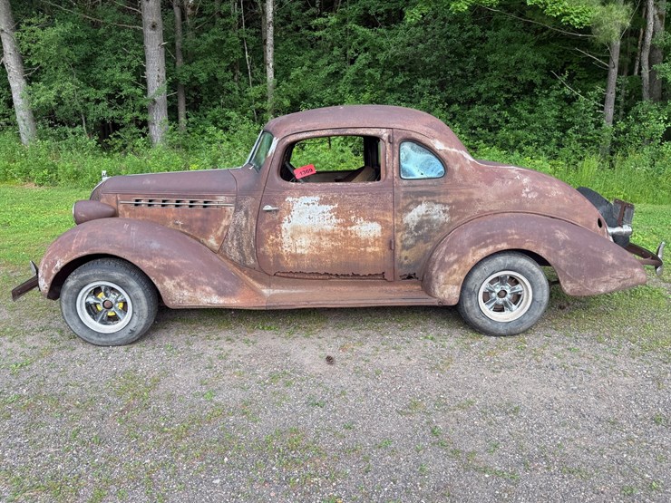 #1369-•-1936-terraplane-car-image-2