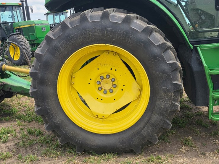 john-deere-6120r-image-32