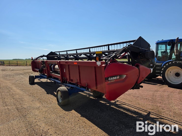 2011-case-ih-3020-image-5