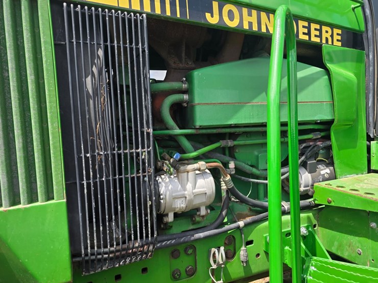 john-deere-4755-image-15