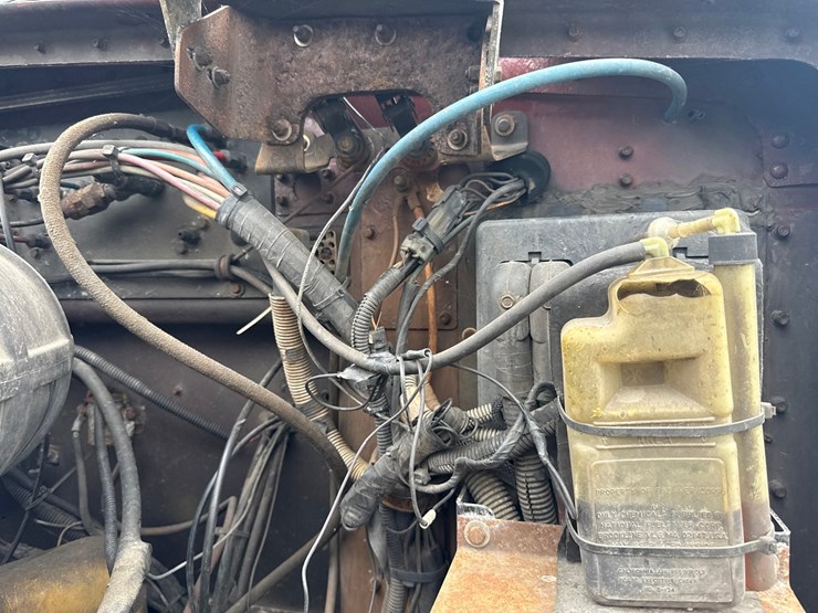 1989-kenworth-t600a-image-13