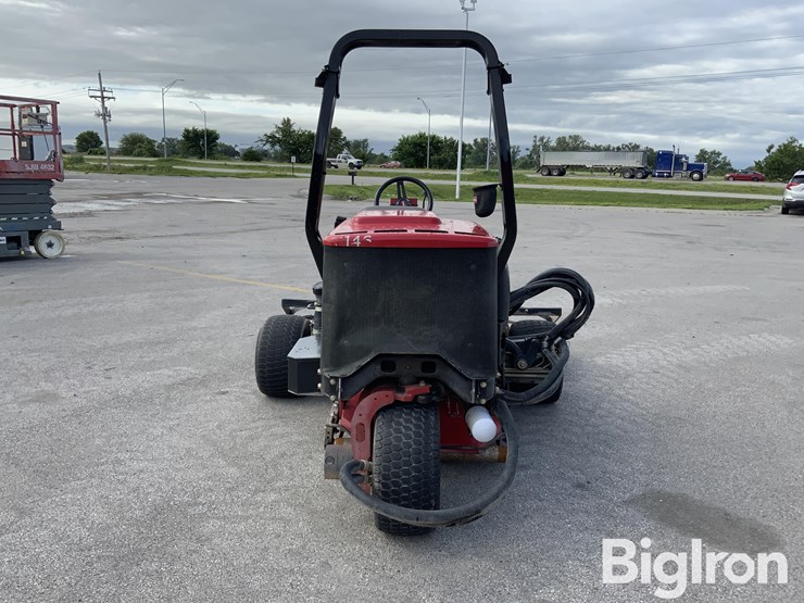 toro-groundsmaster-3500d-image-6