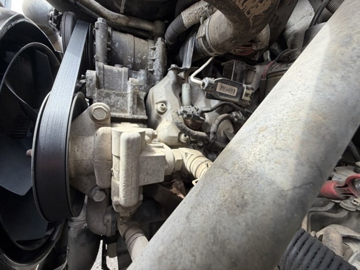 2006-chevrolet-c4500-4x4-service-truck-image-12
