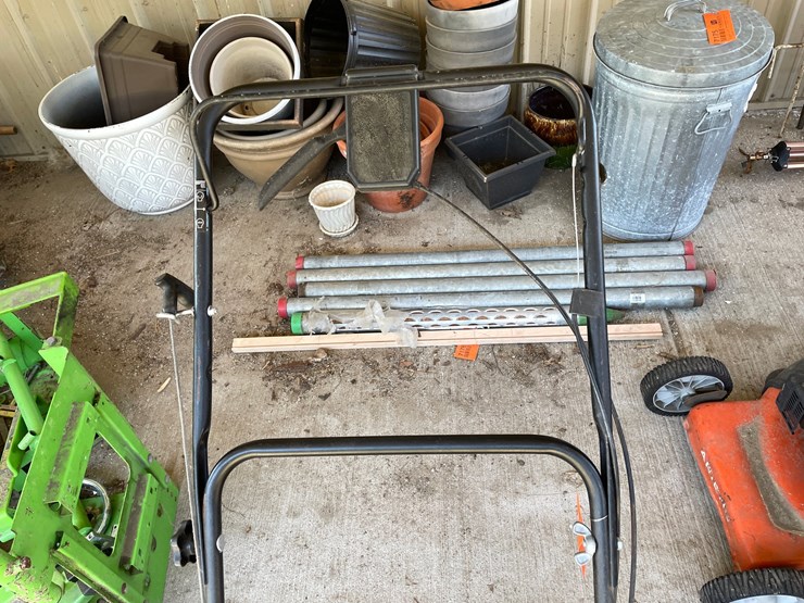 #7172-•-brute-push-mower-image-10