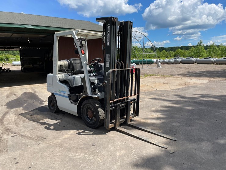 #6069-•-2016-5000lb-unicarriers-lp-forklift-image-7