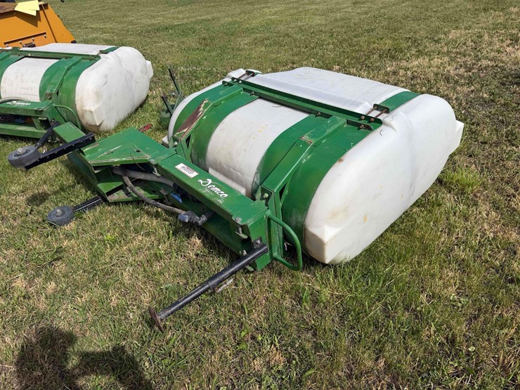 john-deere-saddle-tanks-image-5