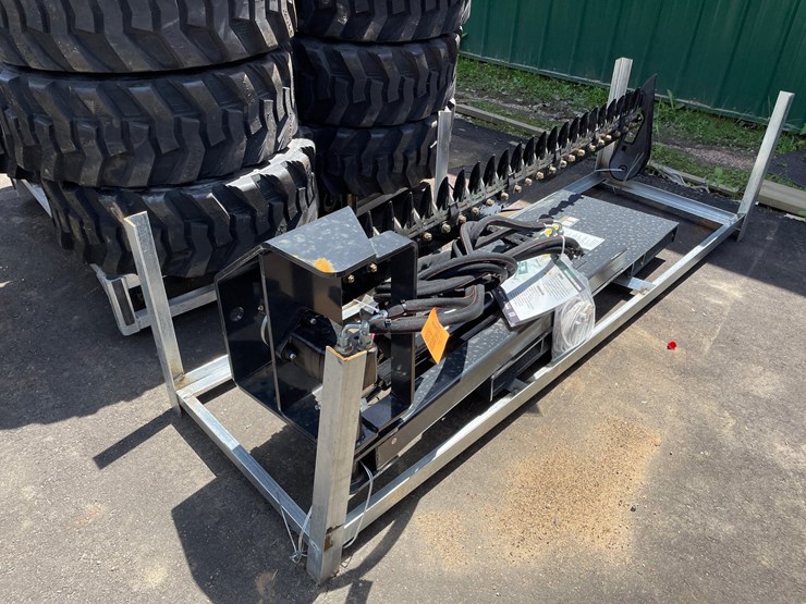 #6076-•-72"-wolverine-sickle-bar-mower-attachment-image-1