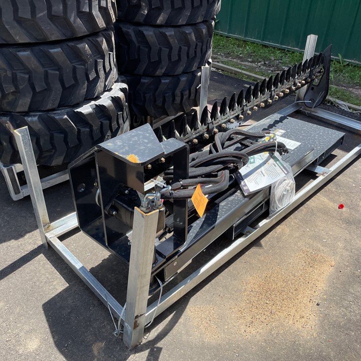 #6076 • 72" Wolverine Sickle Bar Mower Attachment