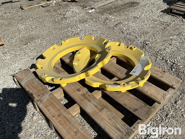 john-deere-72-image-1