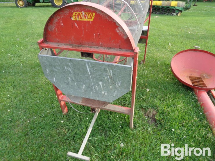 snowco-6'-grain-cleaner-image-16