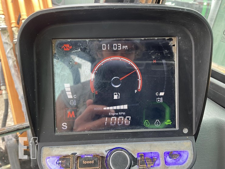 2018-case-cx60c-image-17