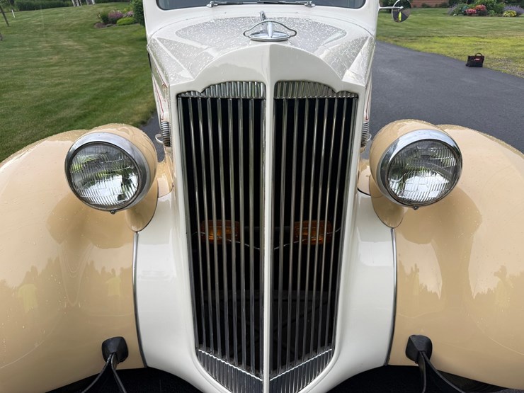 #1372-•-1937-packard-115-c-coupe-image-43