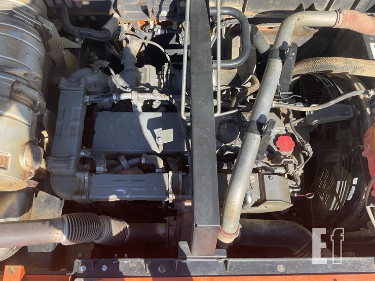 2018-hitachi-zx350-lc-image-18