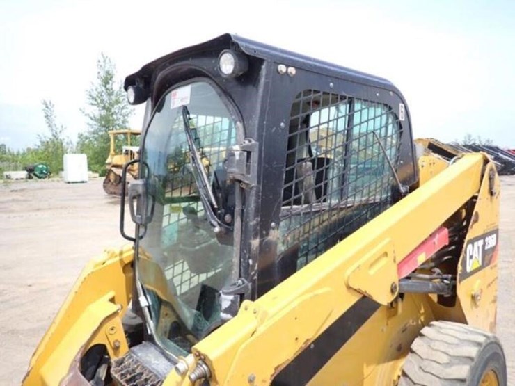 2019-caterpillar-236d-skid-steer-cat0236dlbgz05393-image-19