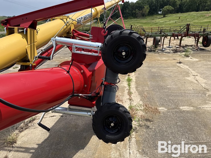 2022-westfield-mkx10-73-auger-image-15