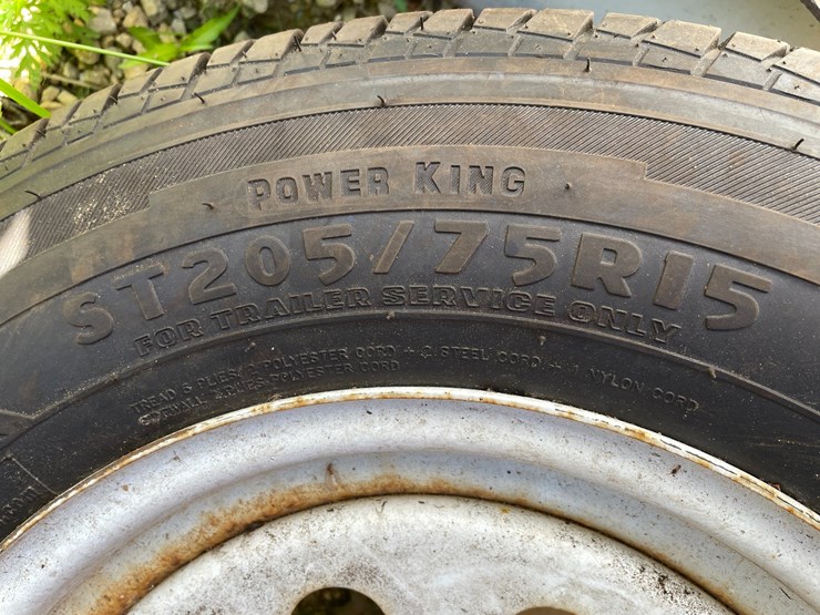 #7112-•-towmax-spare-trailer-tire-on-5-bolt-rim-image-4