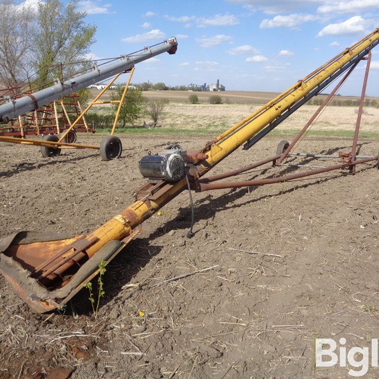 Mayrath 60' 8" Electric Drive Auger