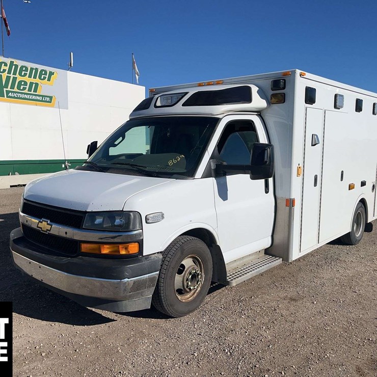 2017 Chevrolet Express S/A Ambulance