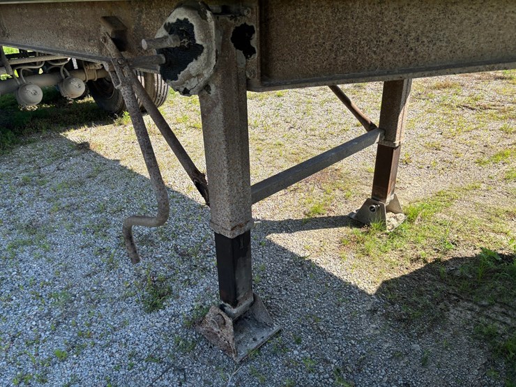 #2216-•-1978-montone-28'-end-dump-semi-trailer-image-57