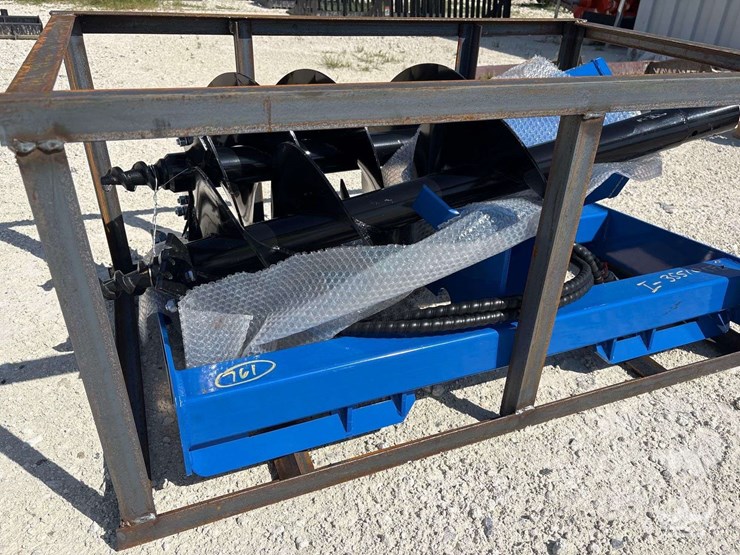 2026-agt-ssecag-y-skid-steer-auger-attachment-image-3