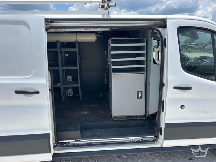 2017-ford-transit-image-15