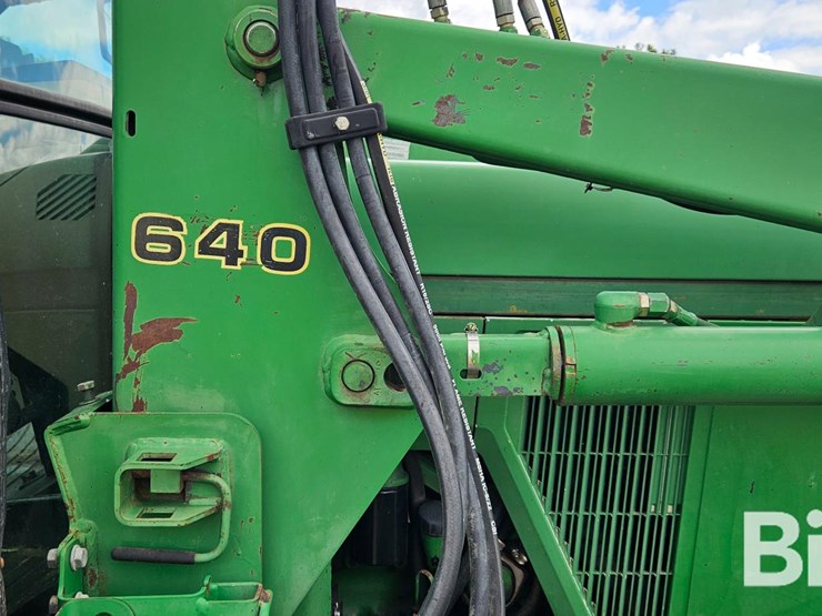 1998-john-deere-6400-image-19