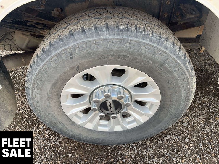 2020-ford-f350-image-12