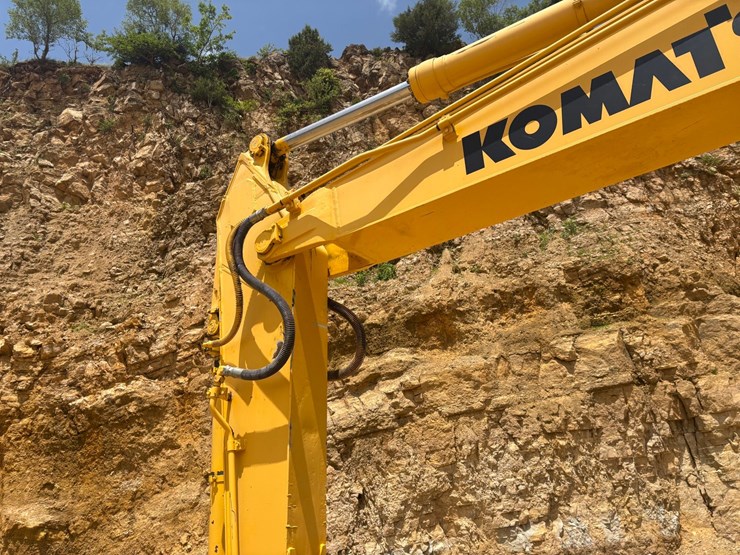 komatsu-pc200-lc-6le-image-52