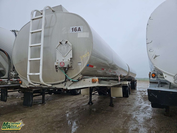 1980-westank-super-b-fuel-tank-trailer-image-4