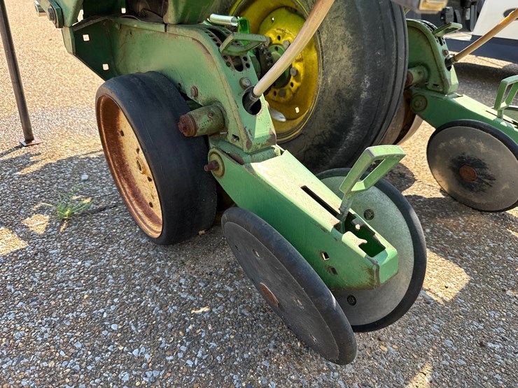 john-deere-2-image-6