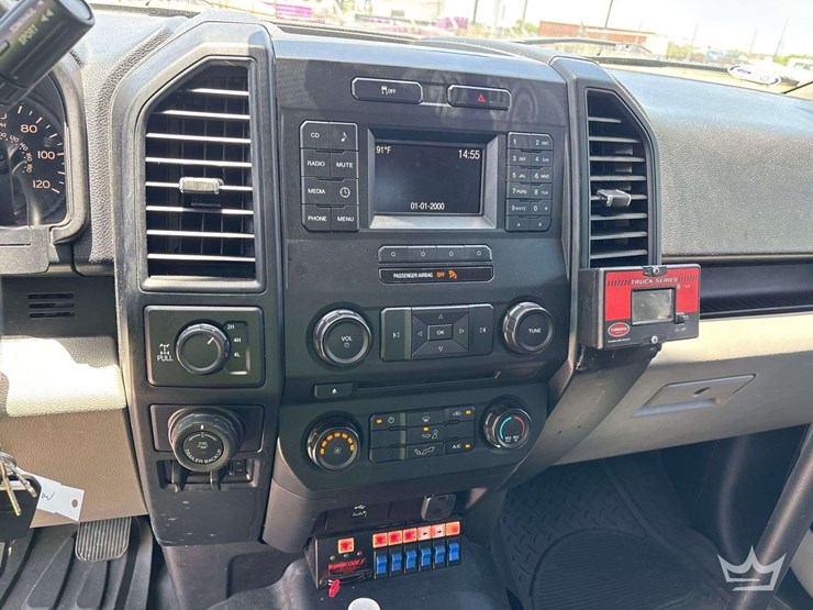 2017-ford-f150-image-24