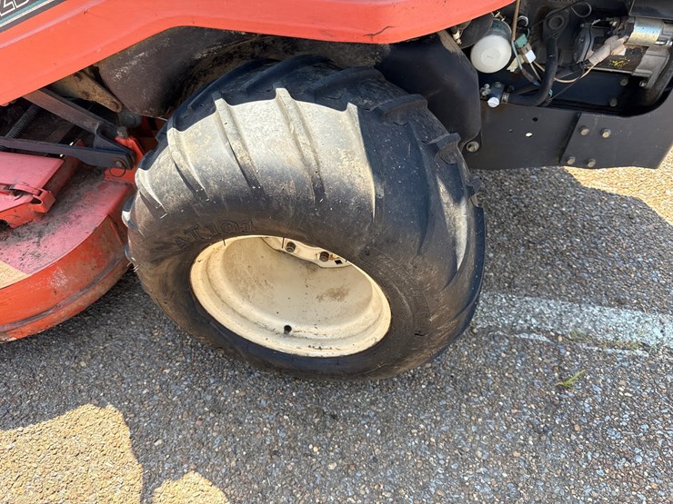 kubota-zd25-image-10