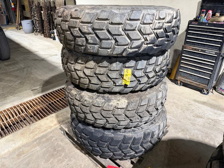 #1478-•-michelin-14.00r20-tires-image-2