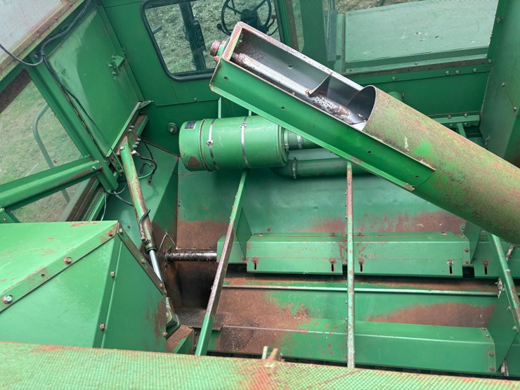 john-deere-6620-titan-ii-image-50