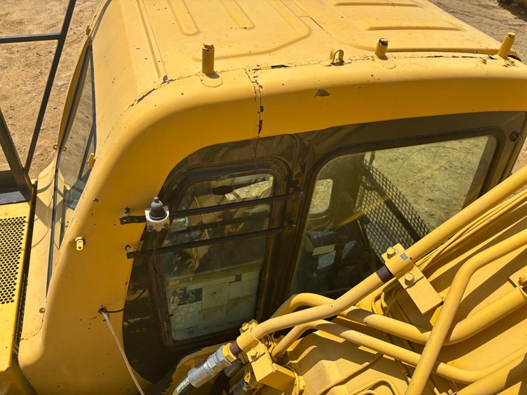 komatsu-pc200-lc-6le-image-65