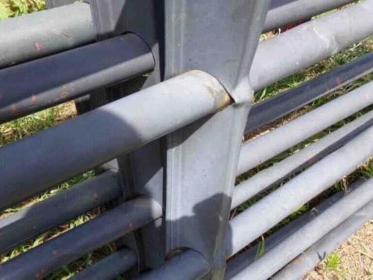 3--8'-6-bar-gates-image-3
