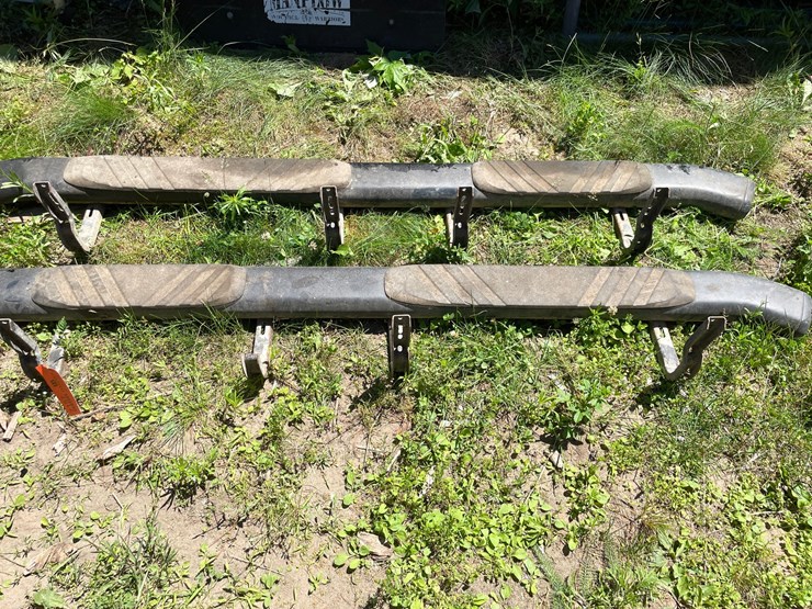 #7157-•-(2)-truck-side-running-boards-image-3