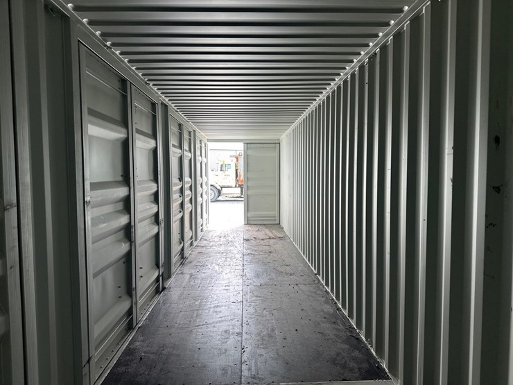 #5083-•-40'-(5)-door-shipping-container-image-11