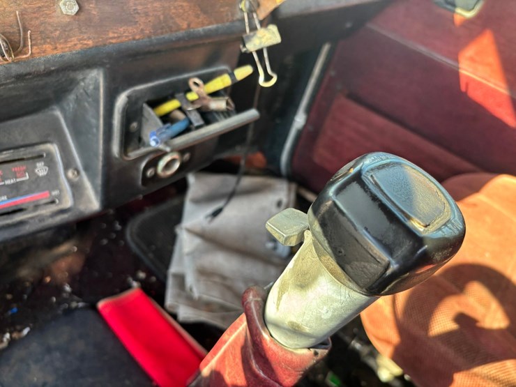 1988-peterbilt-377-image-49