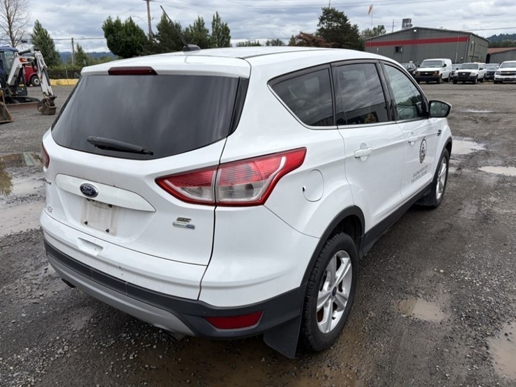 2014-ford-escape-image-4
