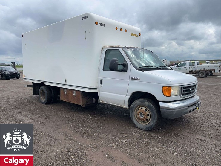 2006-ford-e-series-s/a-cube-van-image-7