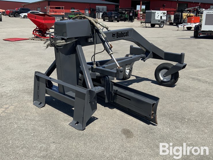 2020-massey-ferguson-730-image-5
