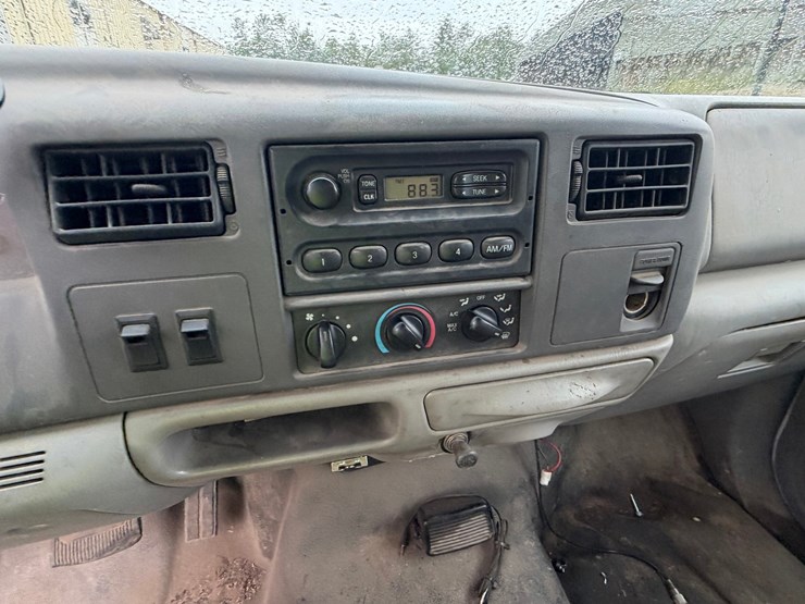 2001-ford-f450-image-55