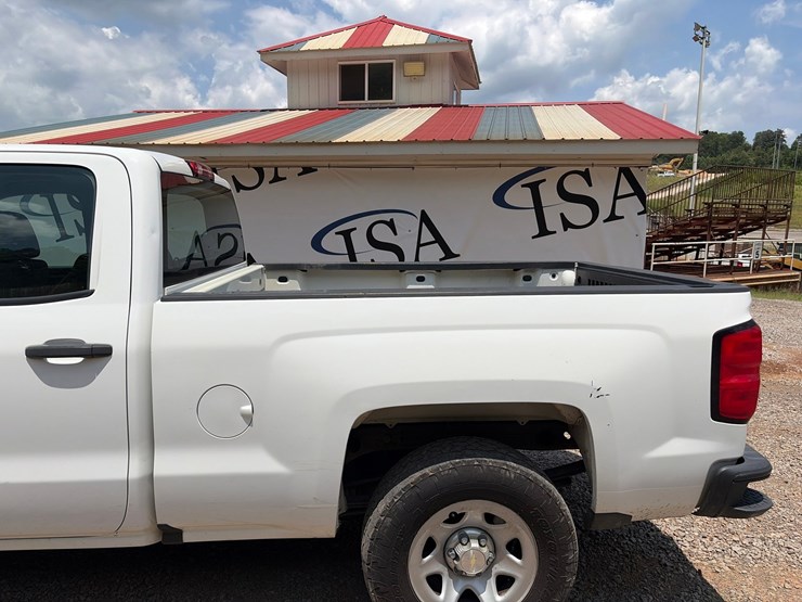 2016-chevrolet-silverado-1500-image-18