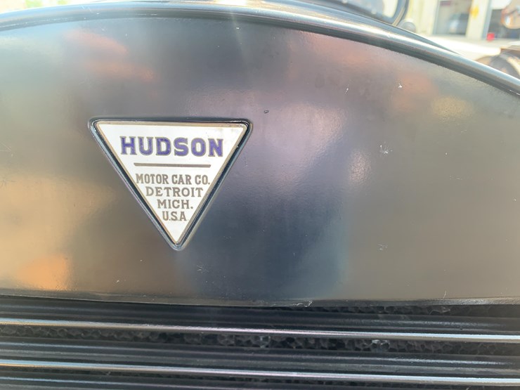 1929-hudson-limousine-image-25
