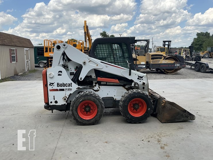 2014-bobcat-s650-image-5
