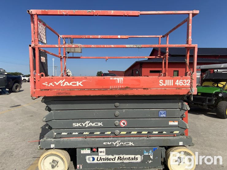 2016-skyjack-sjiii4632-image-13