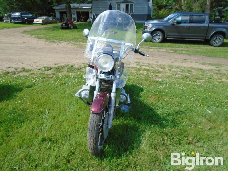 1980-honda-gold-wing-1100-motorcycle-image-2