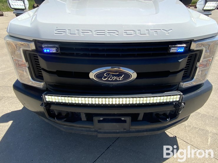 2017-ford-f350-xl-image-14