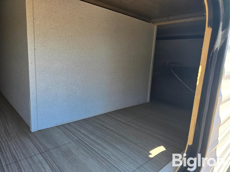 2021-keystone-hideout-290qb-t/a-travel-trailer-image-11
